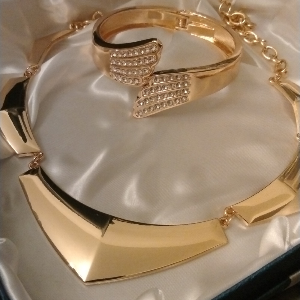 Gold Stainless Steel Bracelet and Engravable Necklace